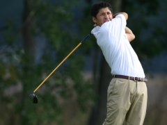 Auf dem Golfplatz (90kB)